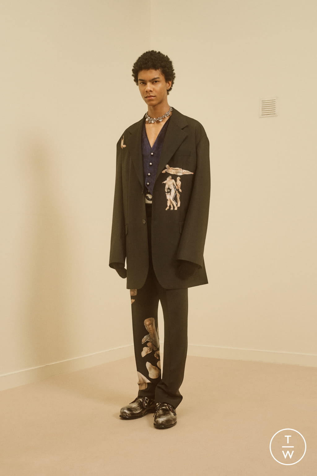 Fashion Week Paris Fall/Winter 2021 look 5 de la collection Acne Studios menswear