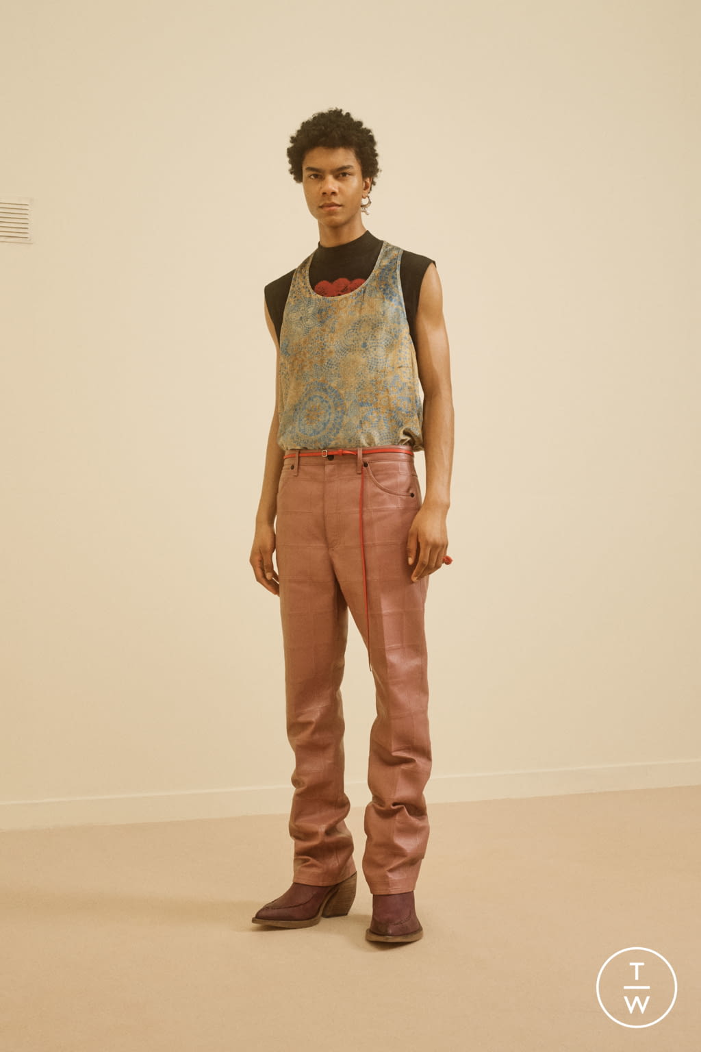 Fashion Week Paris Fall/Winter 2021 look 11 from the Acne Studios collection 男装
