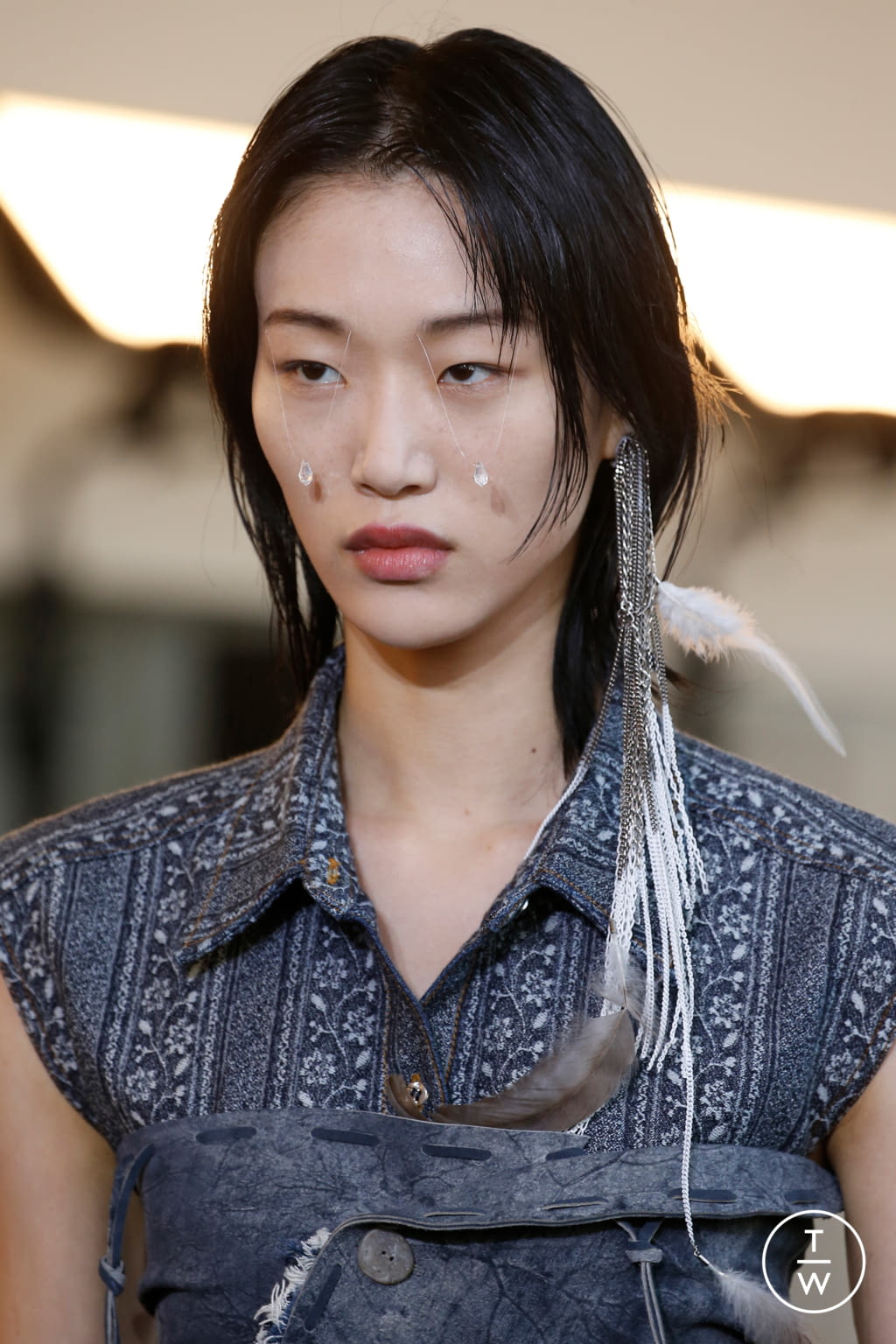 Fashion Week Paris Spring/Summer 2020 look 15 from the Acne Studios collection womenswear accessories