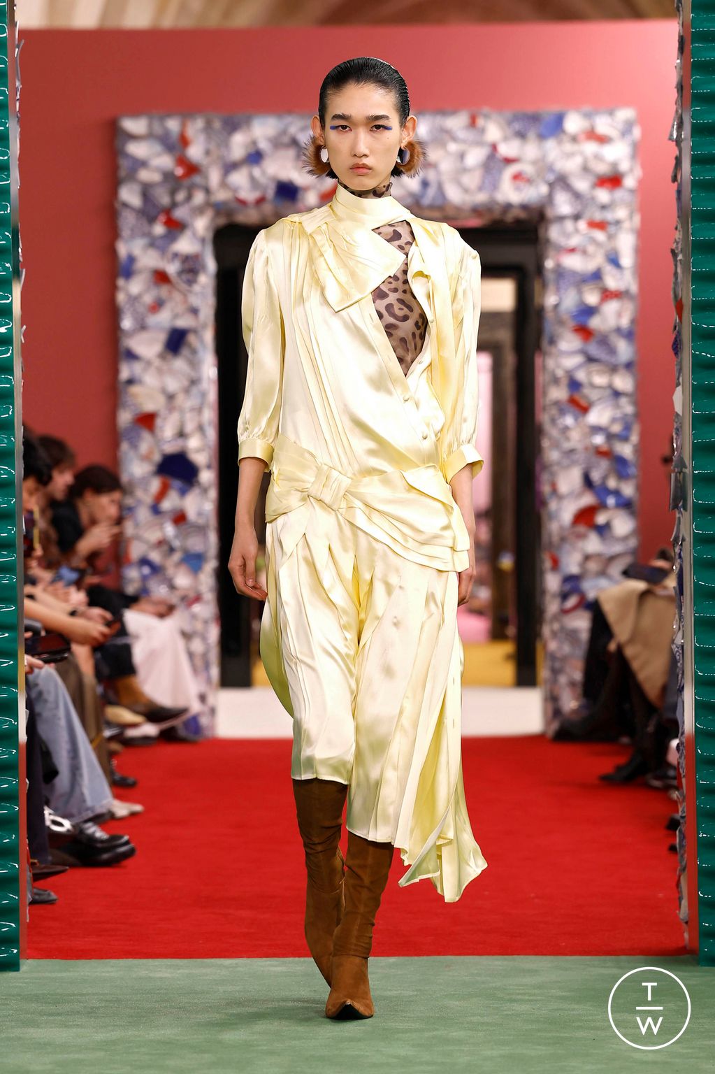 Fashion Week Paris Fall/Winter 2026 look 21 from the Acne Studios collection 女装