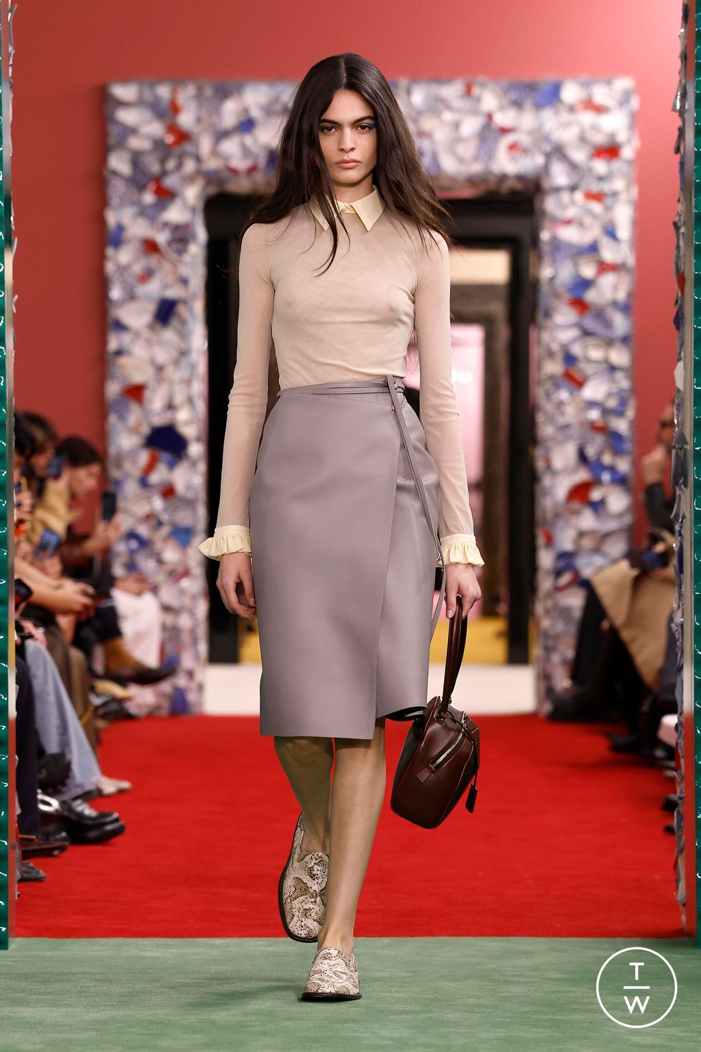 Fashion Week Paris Fall/Winter 2026 look 31 from the Acne Studios collection 女装