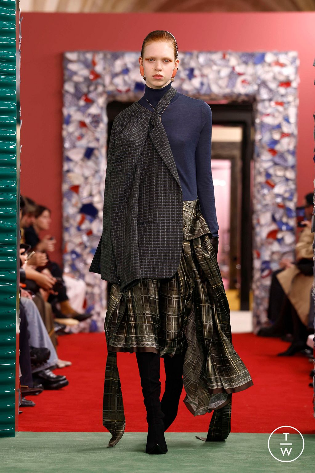 Fashion Week Paris Fall/Winter 2026 look 43 from the Acne Studios collection 女装