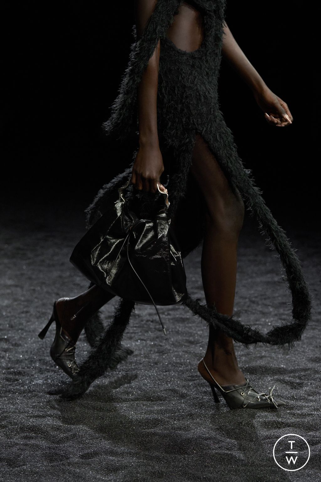 Fashion Week Paris Fall/Winter 2023 look 6 from the Acne Studios collection womenswear accessories