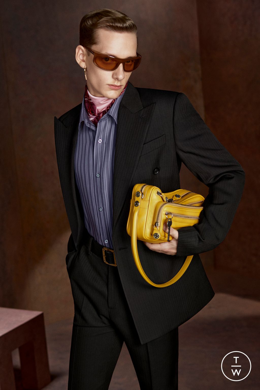 Fashion Week Paris Fall/Winter 2026 look 2 from the Acne Studios collection menswear