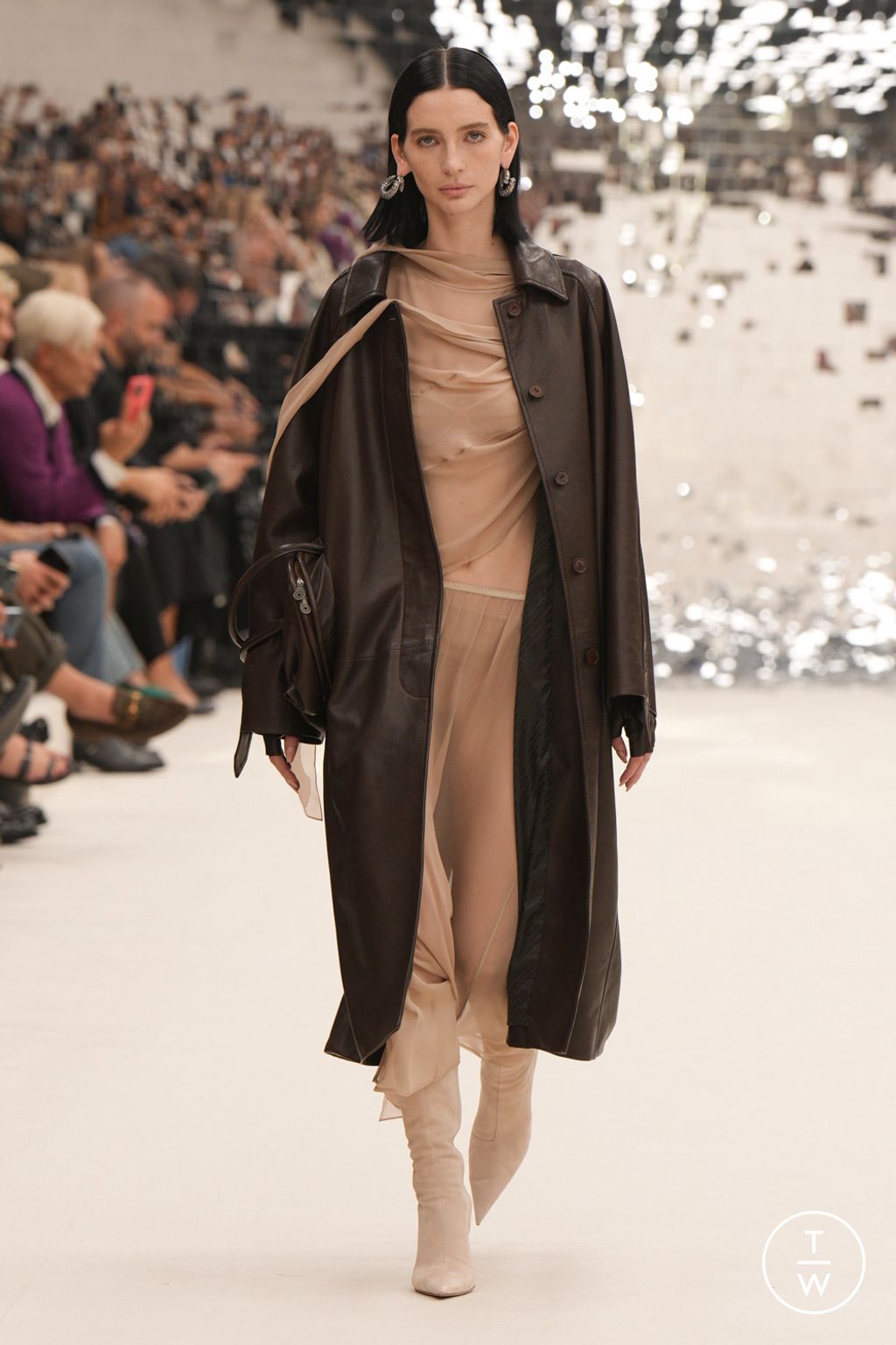 Fashion Week Paris Spring/Summer 2024 look 29 de la collection Acne Studios womenswear