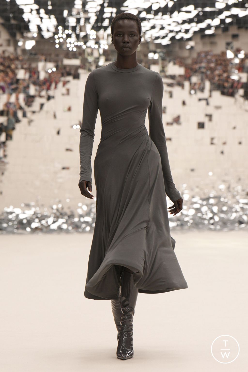 Fashion Week Paris Spring/Summer 2024 look 43 from the Acne Studios collection womenswear