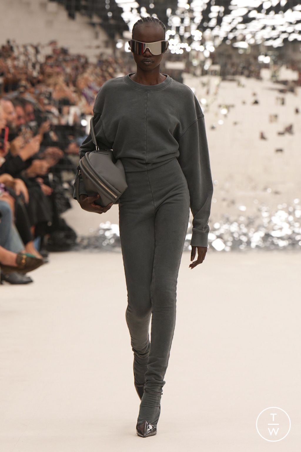 Fashion Week Paris Spring/Summer 2024 look 5 from the Acne Studios collection womenswear