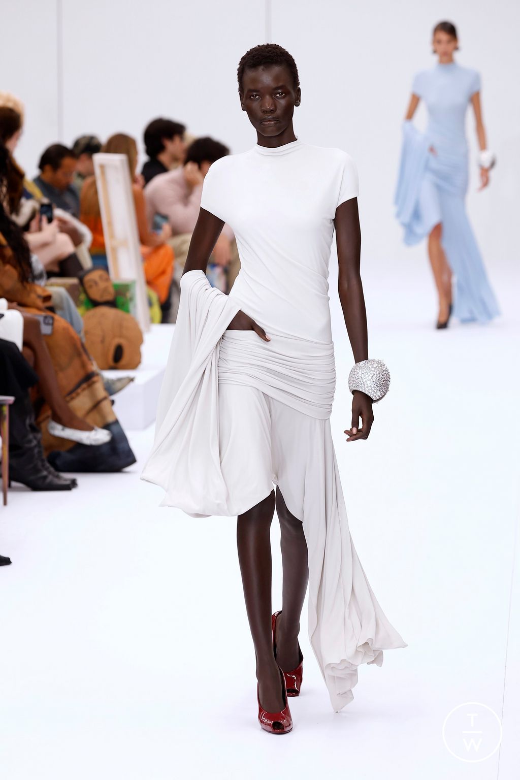 Fashion Week Paris Spring-Summer 2025 look 16 from the Acne Studios collection womenswear