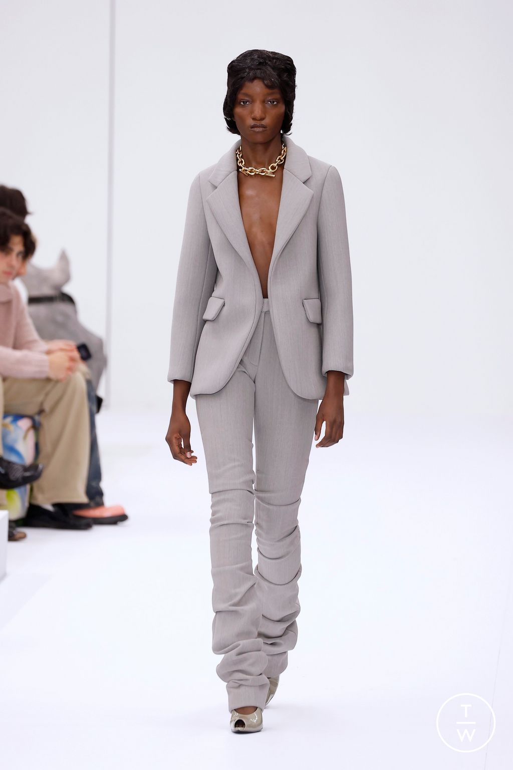 Fashion Week Paris Spring/Summer 2025 look 51 from the Acne Studios collection womenswear