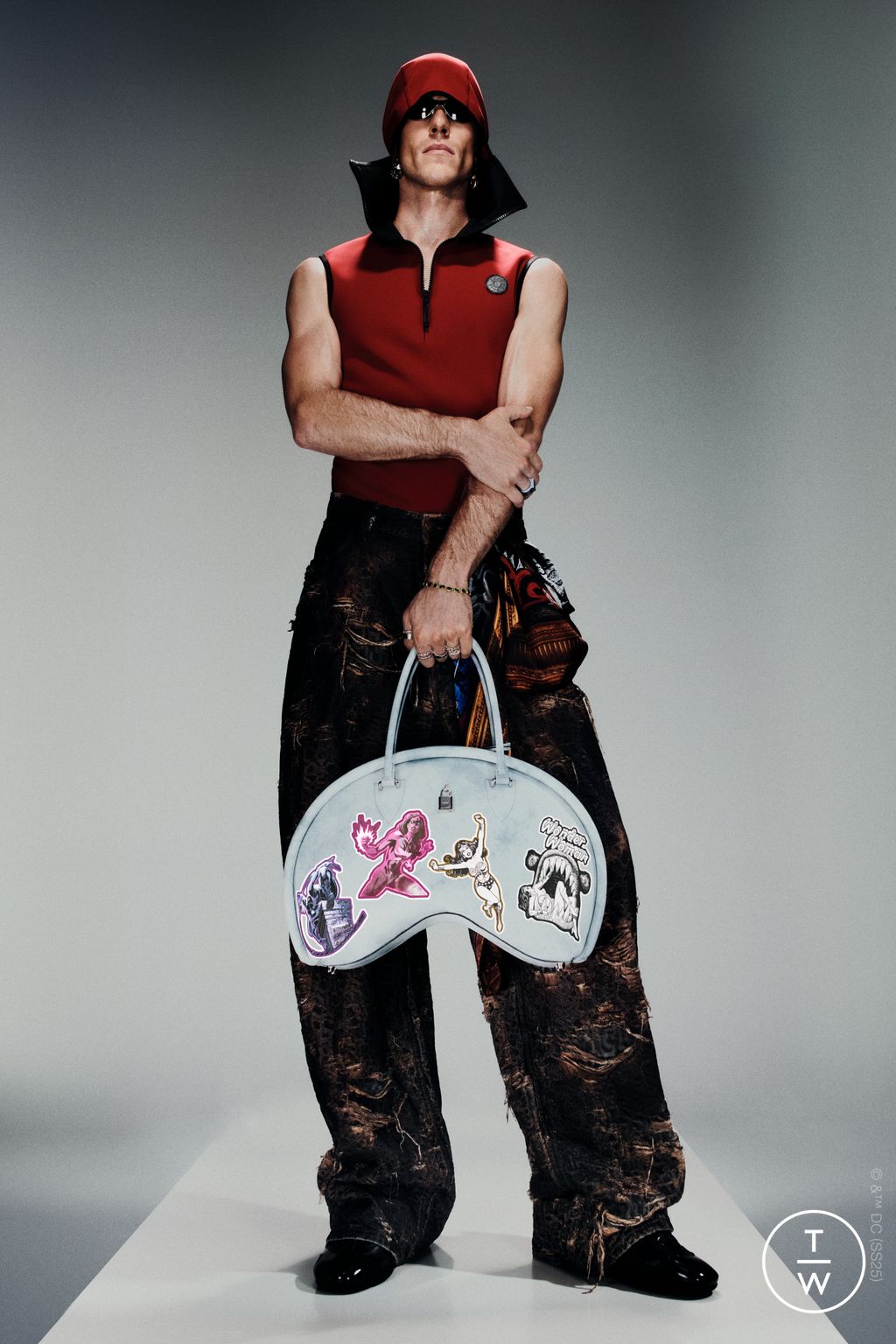 Fashion Week Paris Spring/Summer 2025 look 20 from the Acne Studios collection menswear