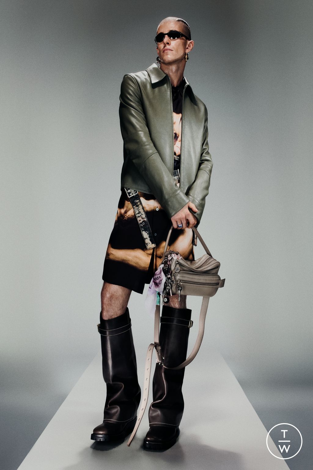 Fashion Week Paris Spring/Summer 2025 look 22 from the Acne Studios collection menswear