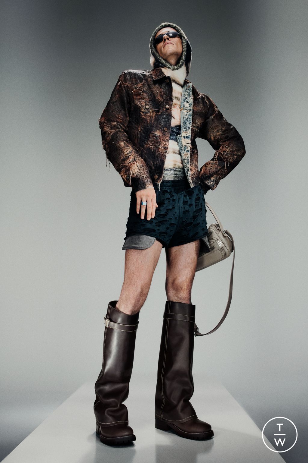 Fashion Week Paris Spring/Summer 2025 look 6 from the Acne Studios collection menswear