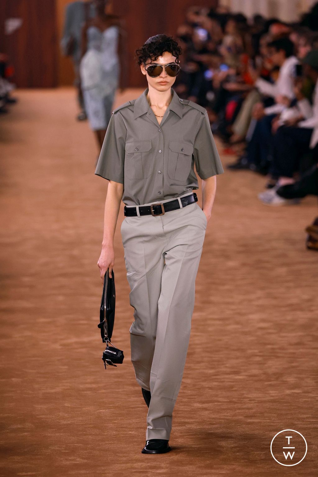 Fashion Week Paris Spring/Summer 2026 look 7 from the Acne Studios collection womenswear