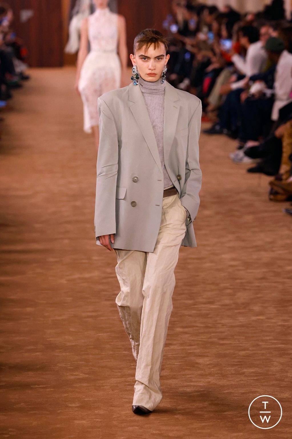 Fashion Week Paris Spring/Summer 2026 look 11 from the Acne Studios collection womenswear