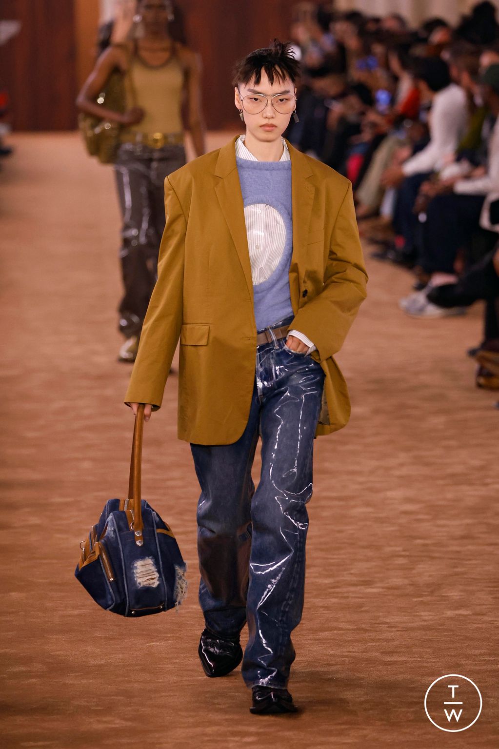 Fashion Week Paris Spring/Summer 2026 look 26 from the Acne Studios collection womenswear