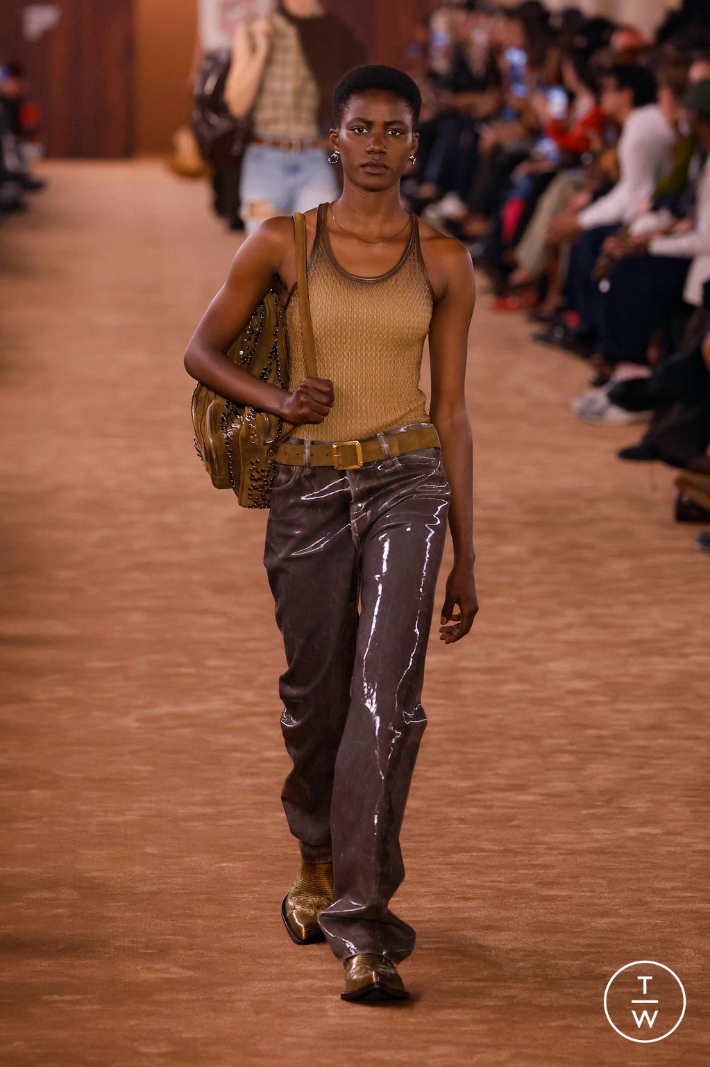Fashion Week Paris Spring/Summer 2026 look 27 from the Acne Studios collection womenswear