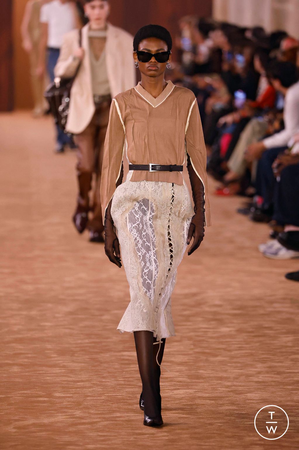 Fashion Week Paris Spring/Summer 2026 look 30 from the Acne Studios collection womenswear