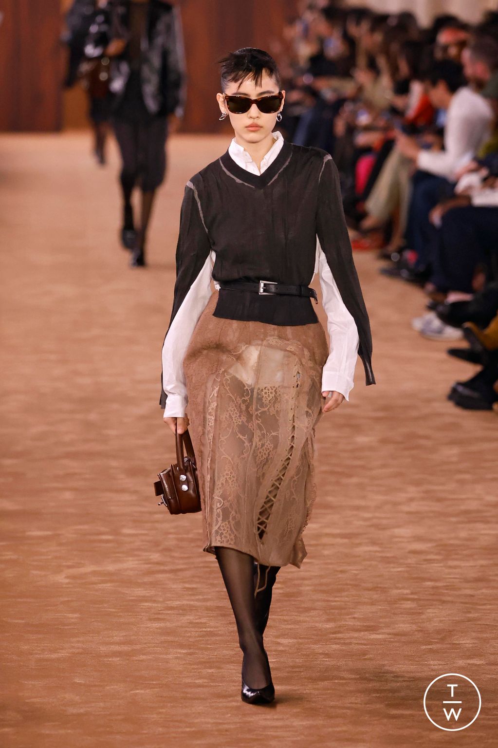 Fashion Week Paris Spring/Summer 2026 look 44 from the Acne Studios collection womenswear