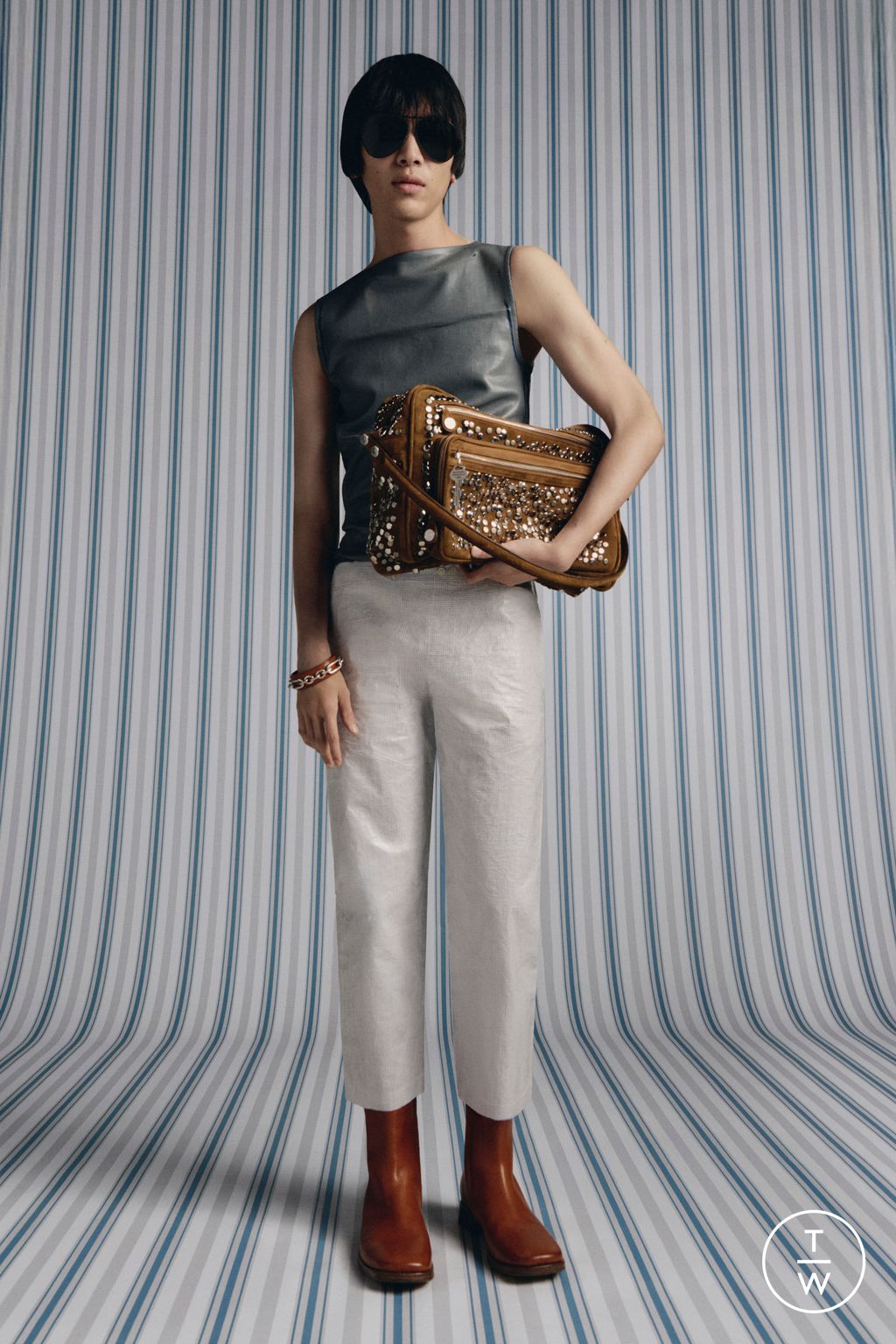 Fashion Week Paris Spring/Summer 2026 look 18 from the Acne Studios collection menswear