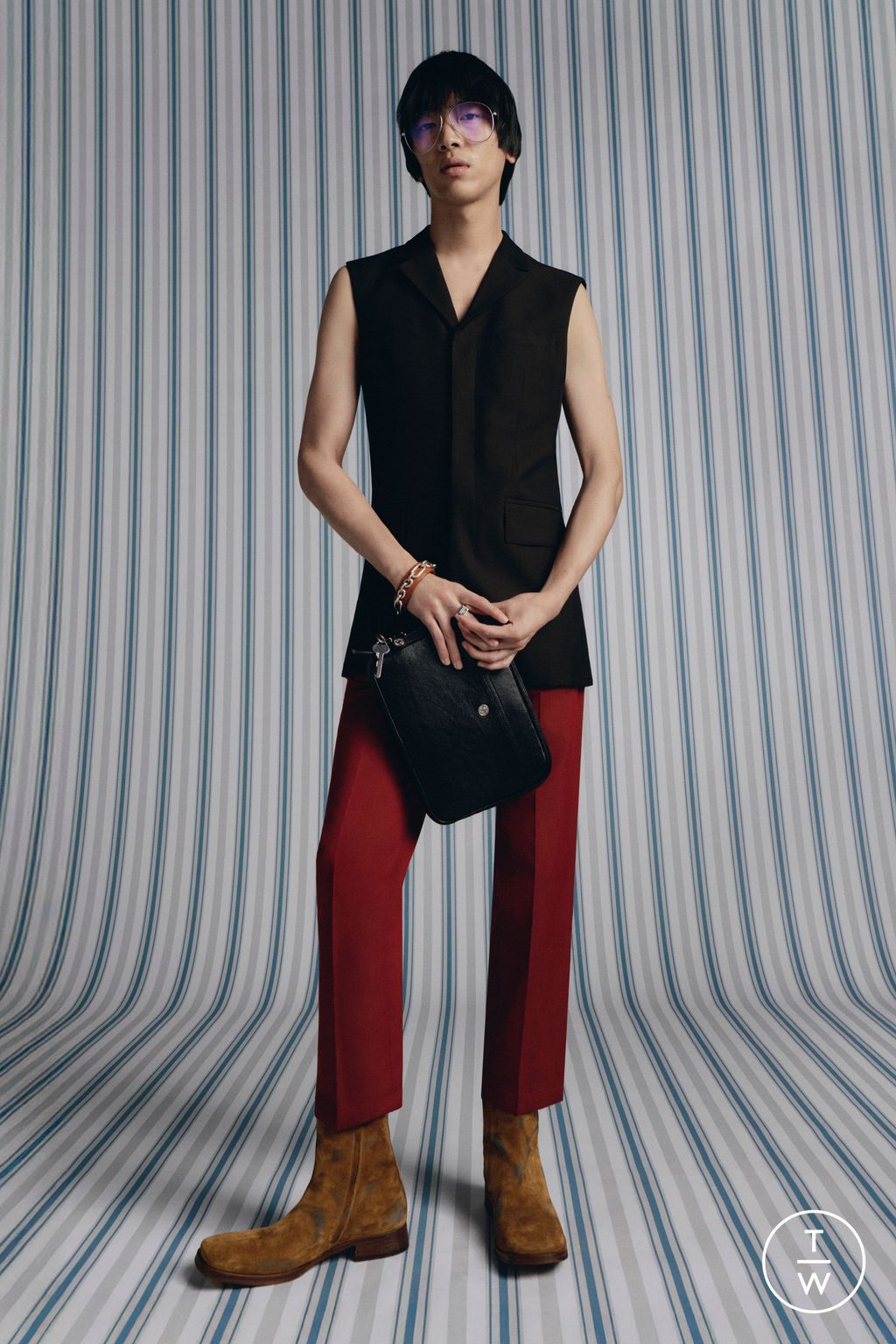Fashion Week Paris Spring/Summer 2026 look 2 from the Acne Studios collection menswear