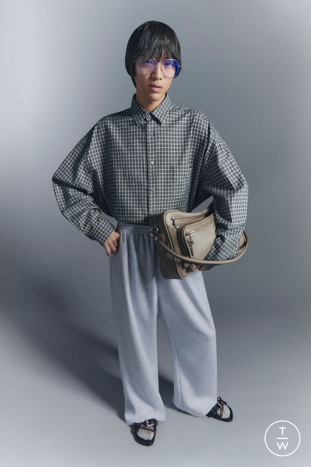 Fashion Week Paris Spring/Summer 2026 look 20 from the Acne Studios collection menswear