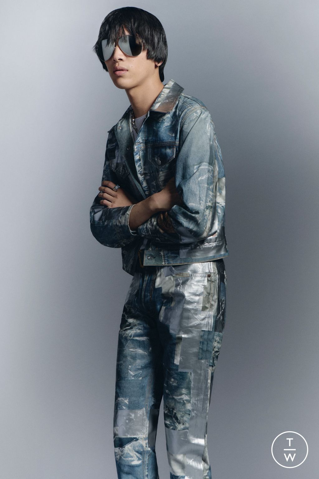 Fashion Week Paris Spring/Summer 2026 look 23 from the Acne Studios collection menswear