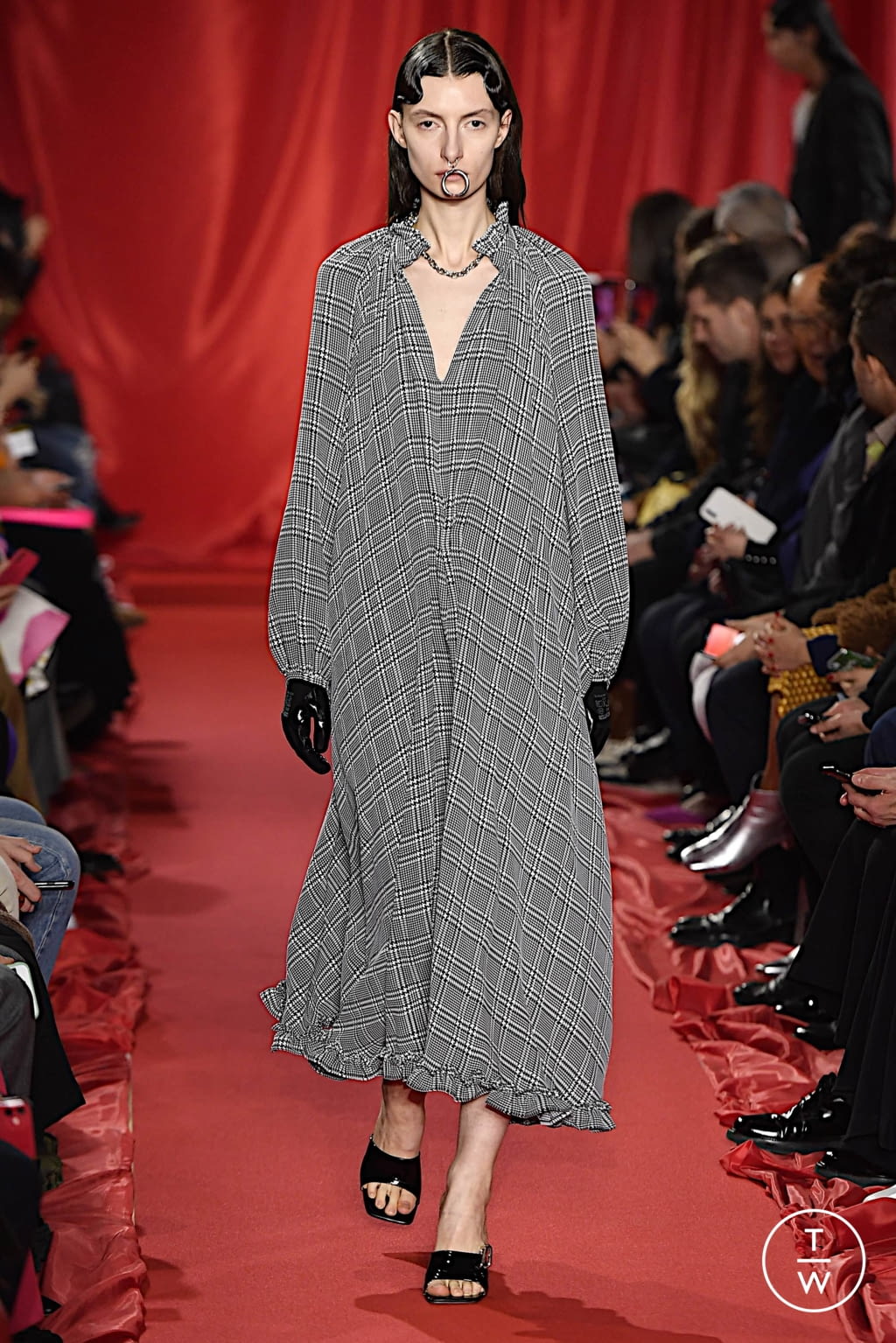Fashion Week Milan Fall/Winter 2020 look 8 from the Act n°1 collection womenswear