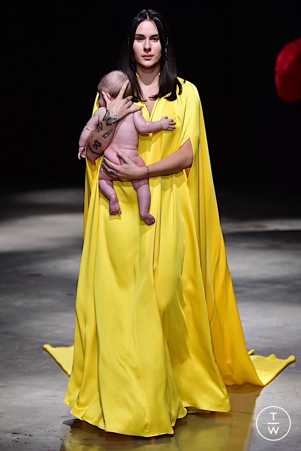 Fashion Week Milan Fall/Winter 2022 look 59 from the Act n°1 collection 女装