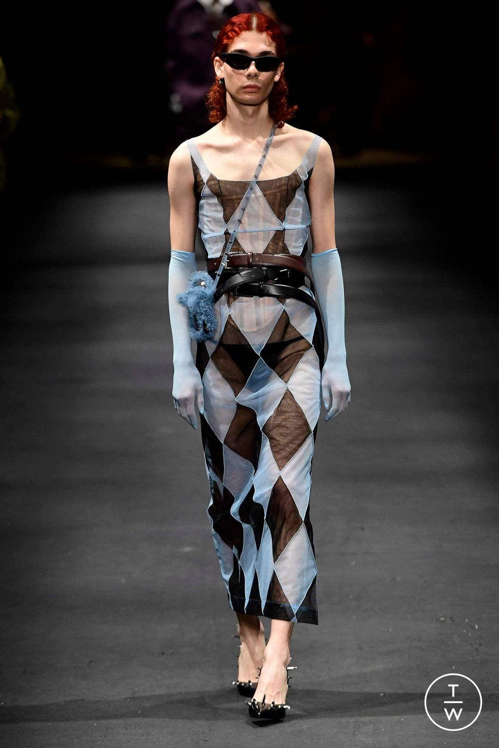 Fashion Week Milan Fall/Winter 2023 look 9 de la collection Act n°1 womenswear