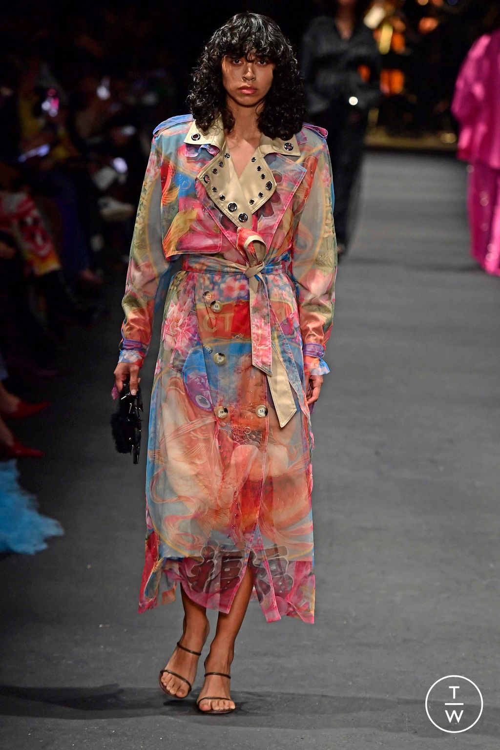 Fashion Week Milan Fall/Winter 2023 look 30 de la collection Act n°1 womenswear