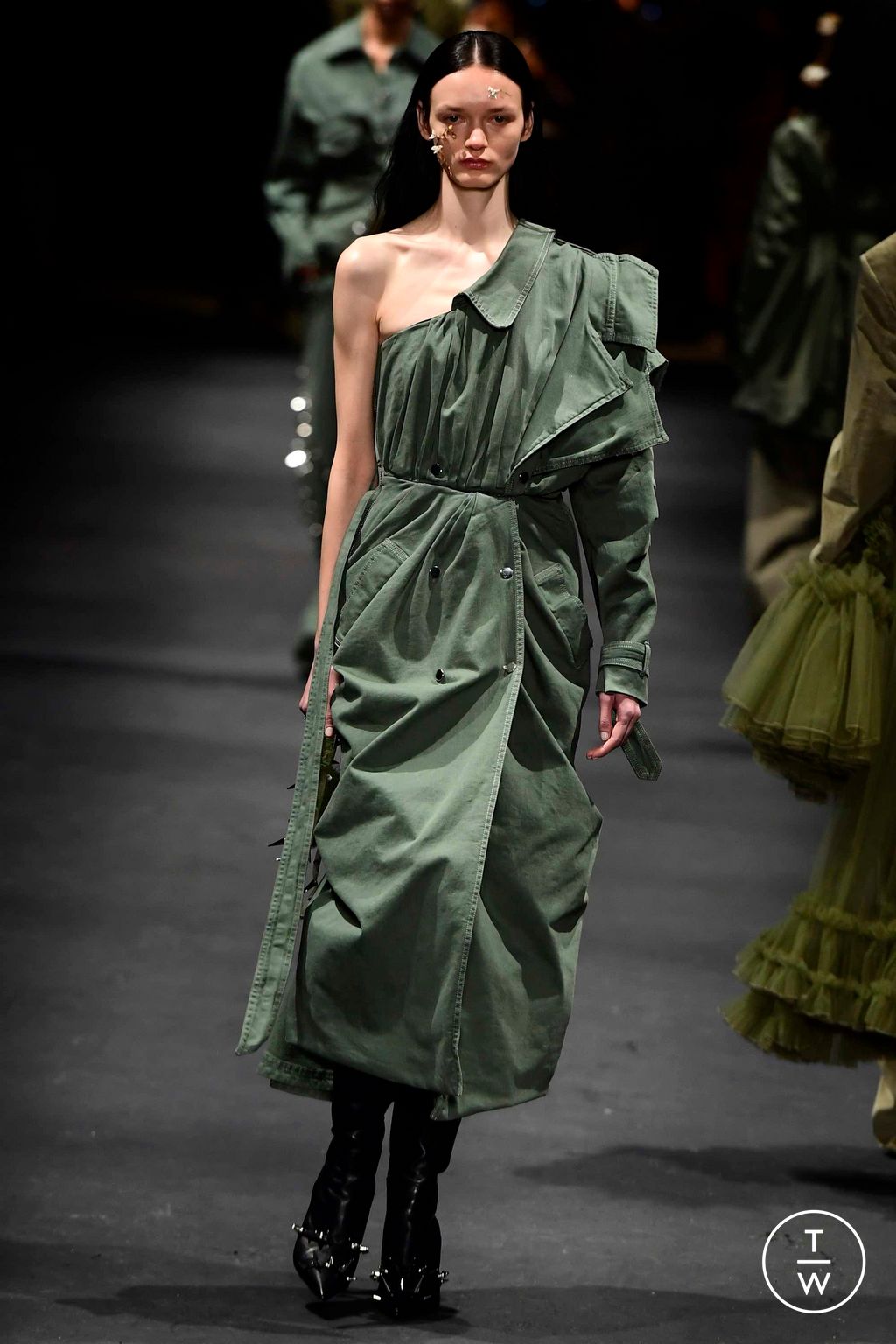 Fashion Week Milan Fall/Winter 2023 look 46 from the Act n°1 collection 女装