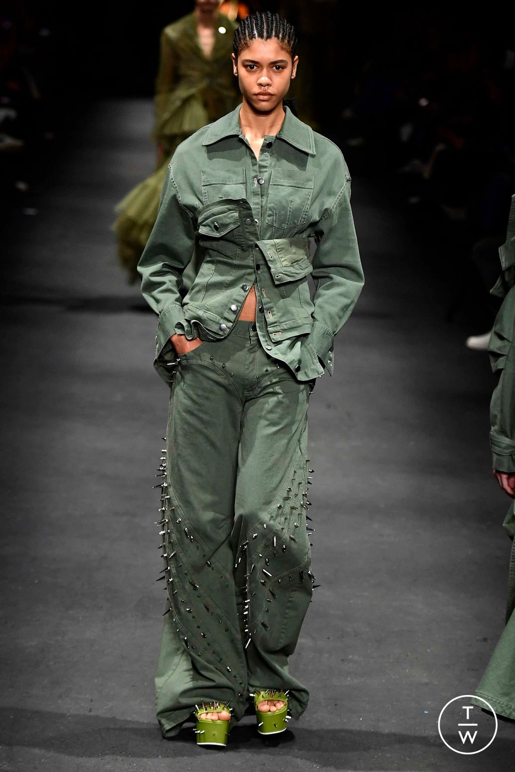Fashion Week Milan Fall/Winter 2023 look 47 de la collection Act n°1 womenswear