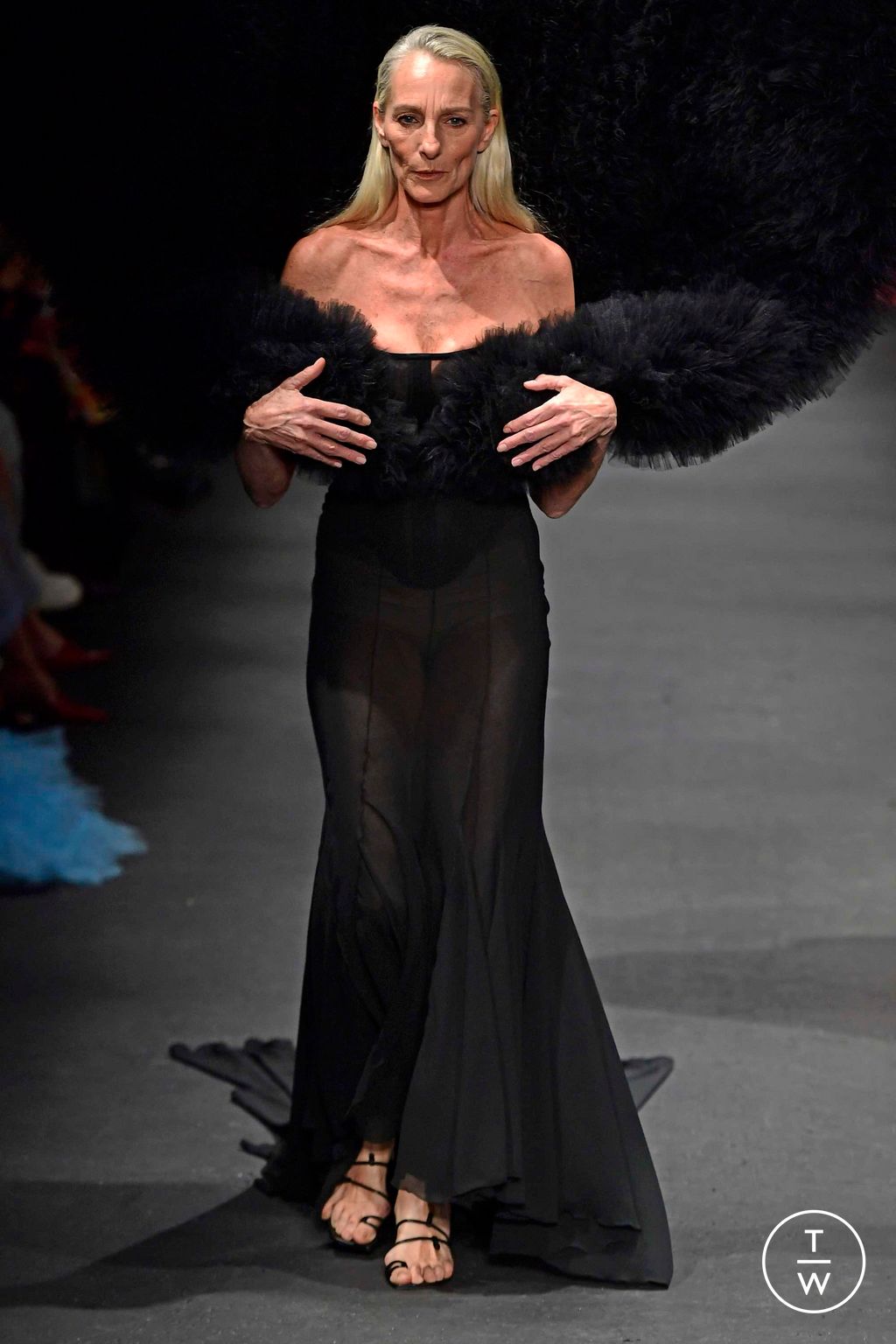 Fashion Week Milan Fall/Winter 2023 look 51 de la collection Act n°1 womenswear