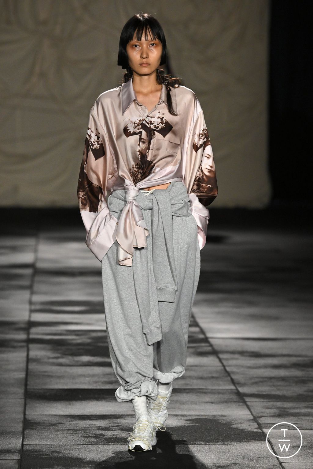 Fashion Week Milan Spring/Summer 2024 look 1 de la collection Act n°1 womenswear