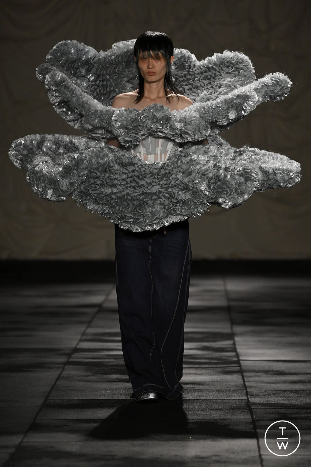 Fashion Week Milan Spring/Summer 2024 look 35 de la collection Act n°1 womenswear