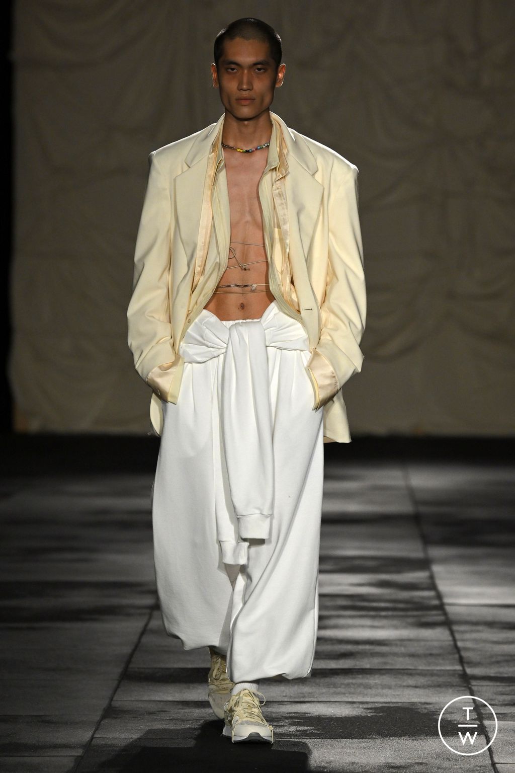 Fashion Week Milan Spring/Summer 2024 look 36 from the Act n°1 collection 女装