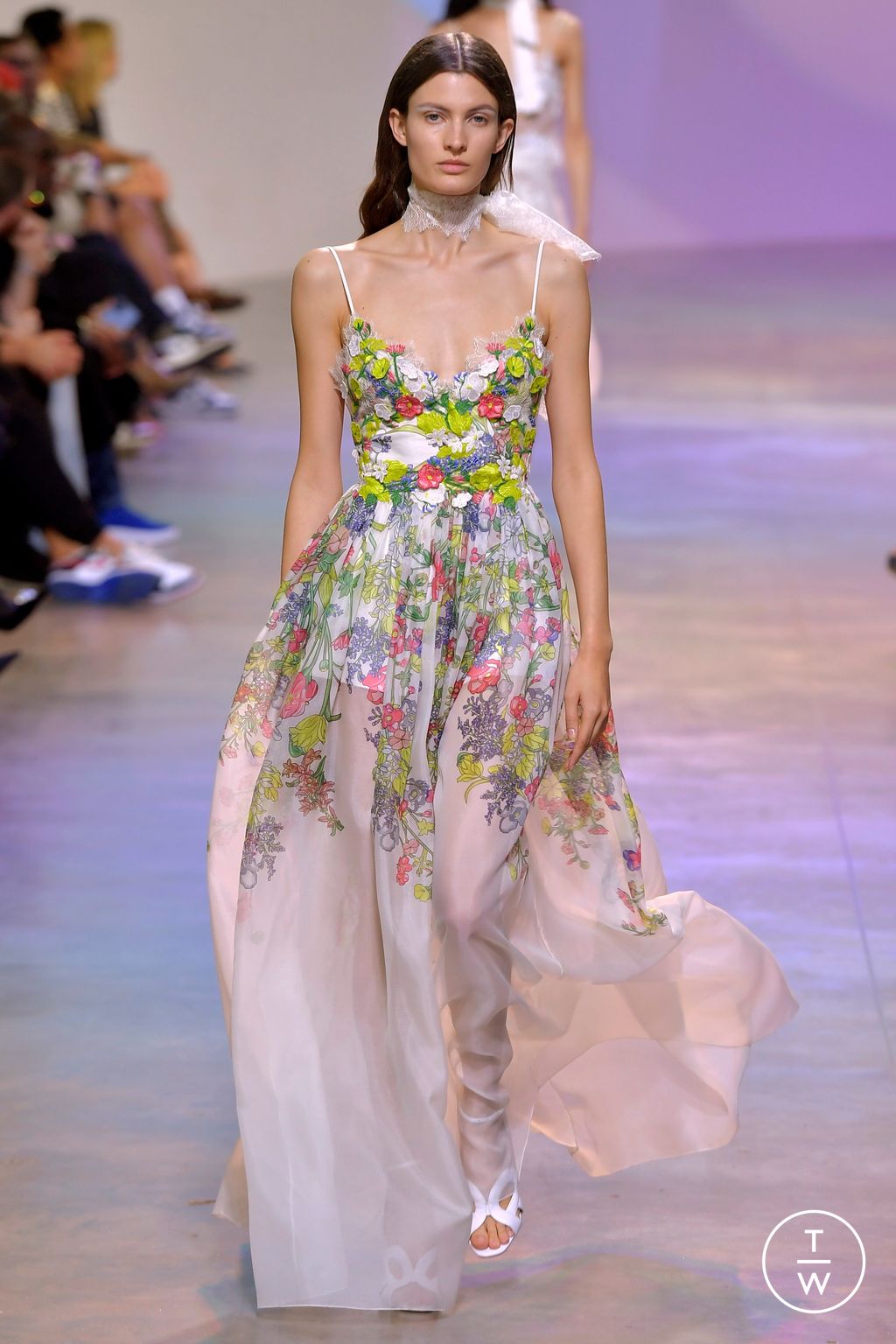 Fashion Week Paris Spring/Summer 2023 look 63 from the Elie Saab collection 女装