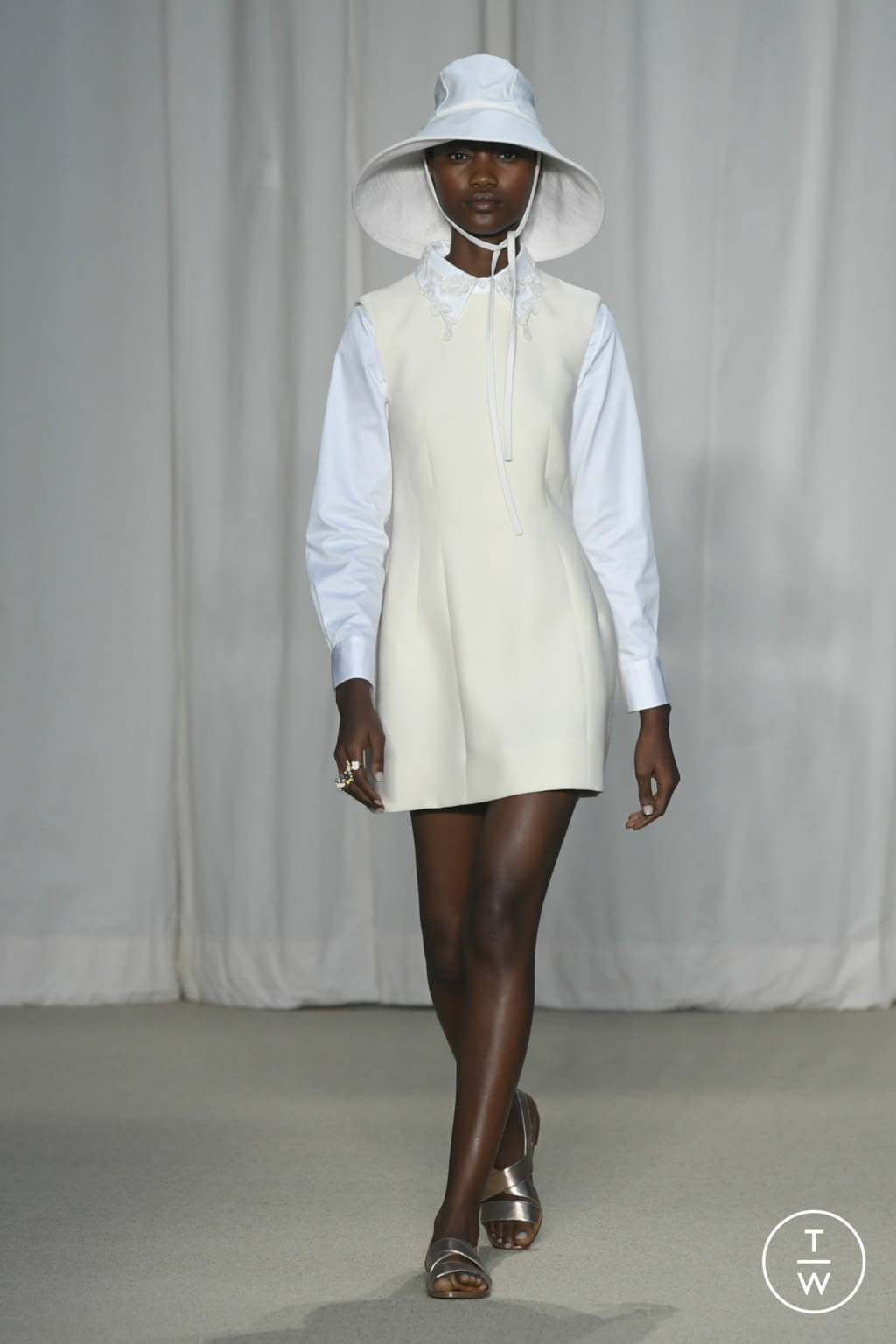 Fashion Week New York Spring/Summer 2022 look 1 from the Adam Lippes collection womenswear