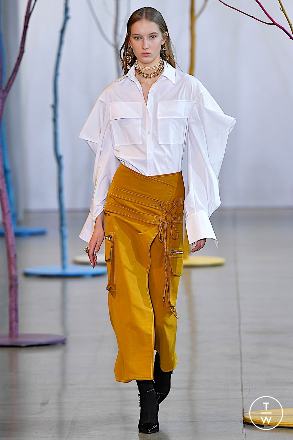 Fashion Week New York Fall/Winter 2019 look 2 from the Adeam collection 女装