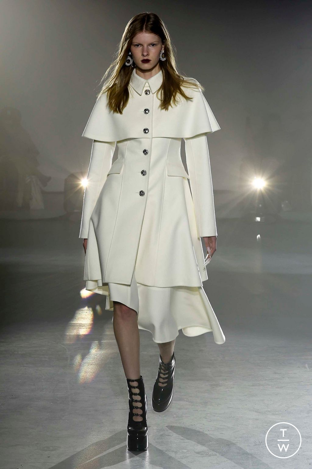 Fashion Week New York Fall/Winter 2023 look 17 from the Adeam collection 女装