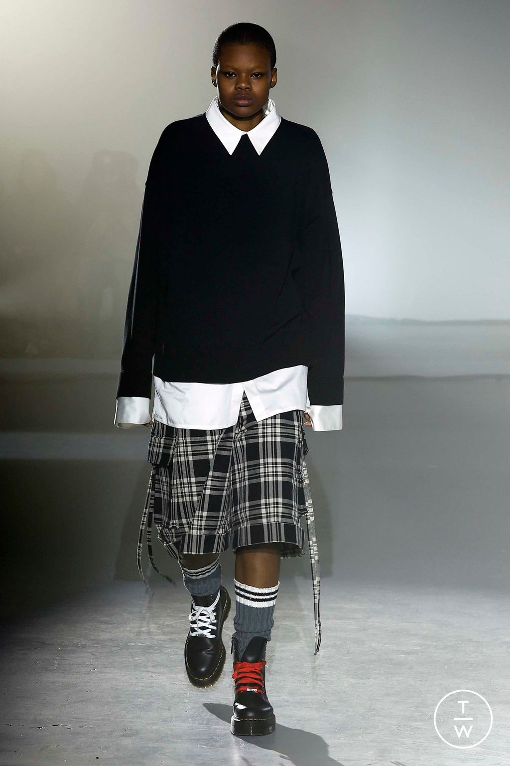 Fashion Week New York Fall/Winter 2023 look 34 from the Adeam collection 女装