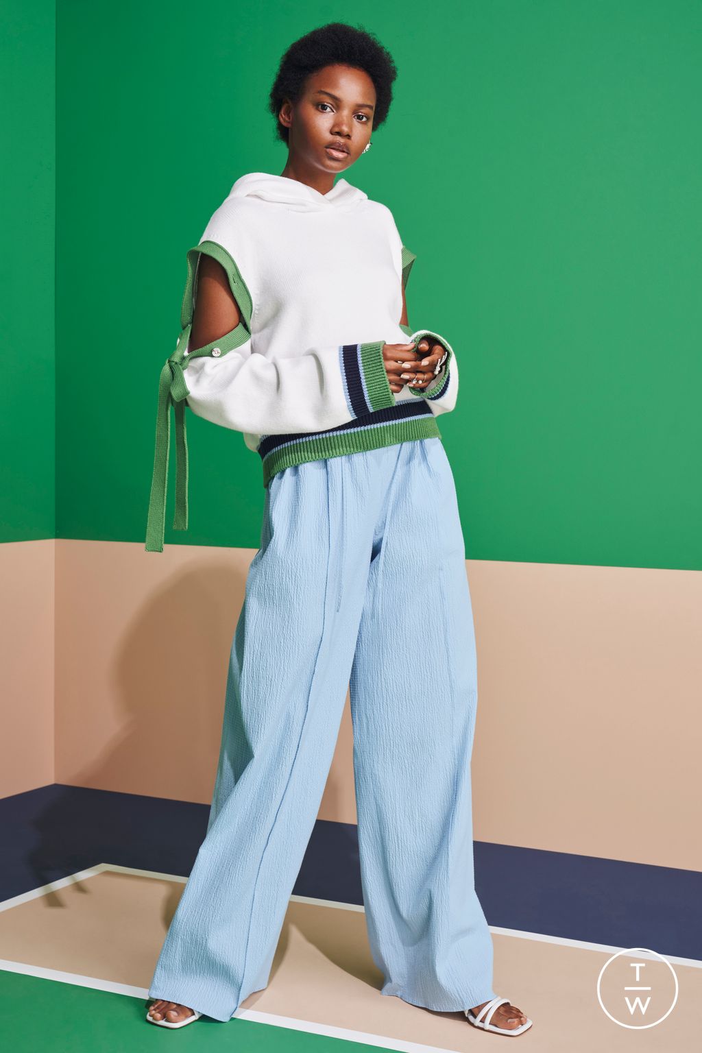 Fashion Week New York Pre-Fall 2023 look 3 from the Adeam collection 女装