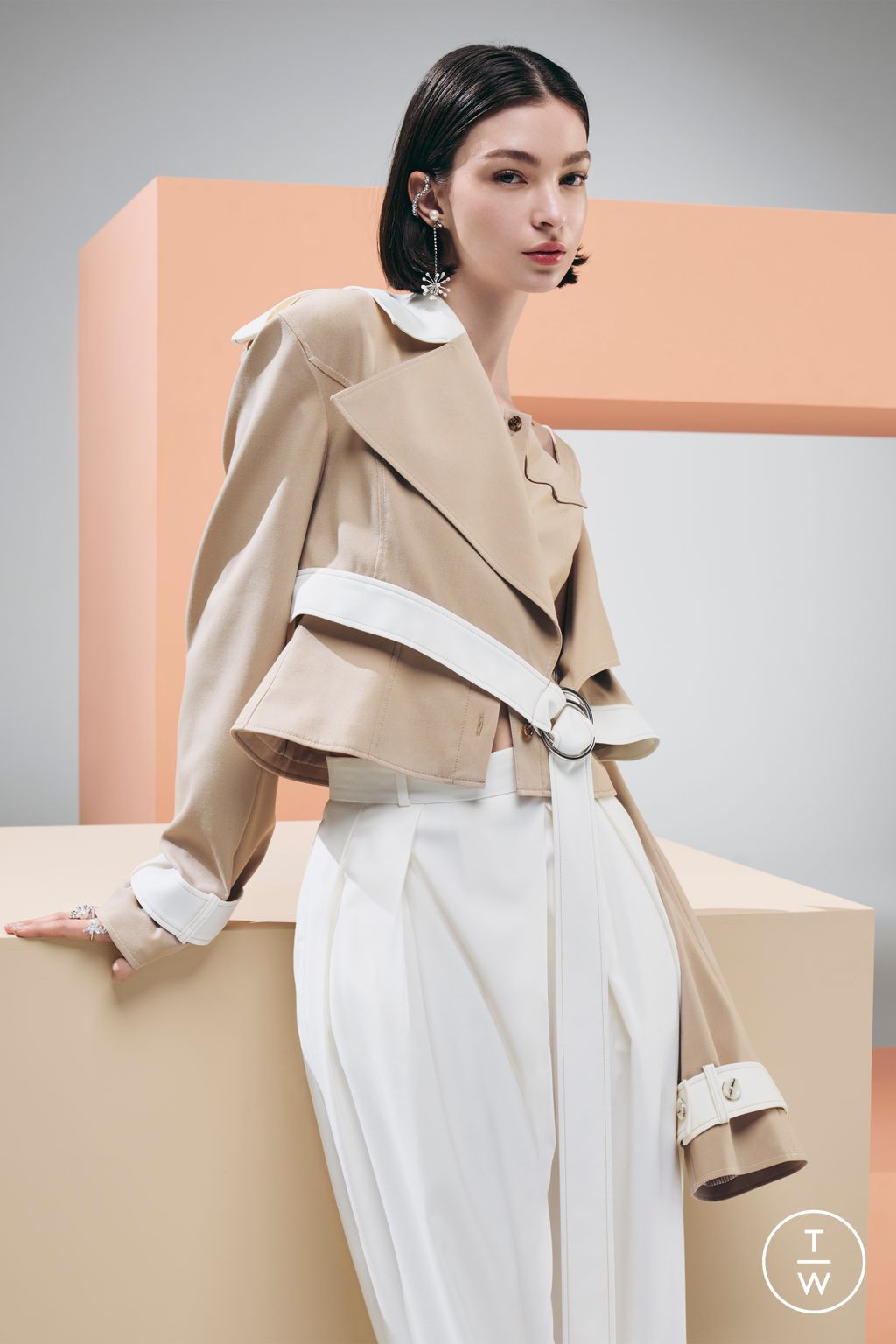 Fashion Week New York Resort 2024 look 1 de la collection Adeam womenswear