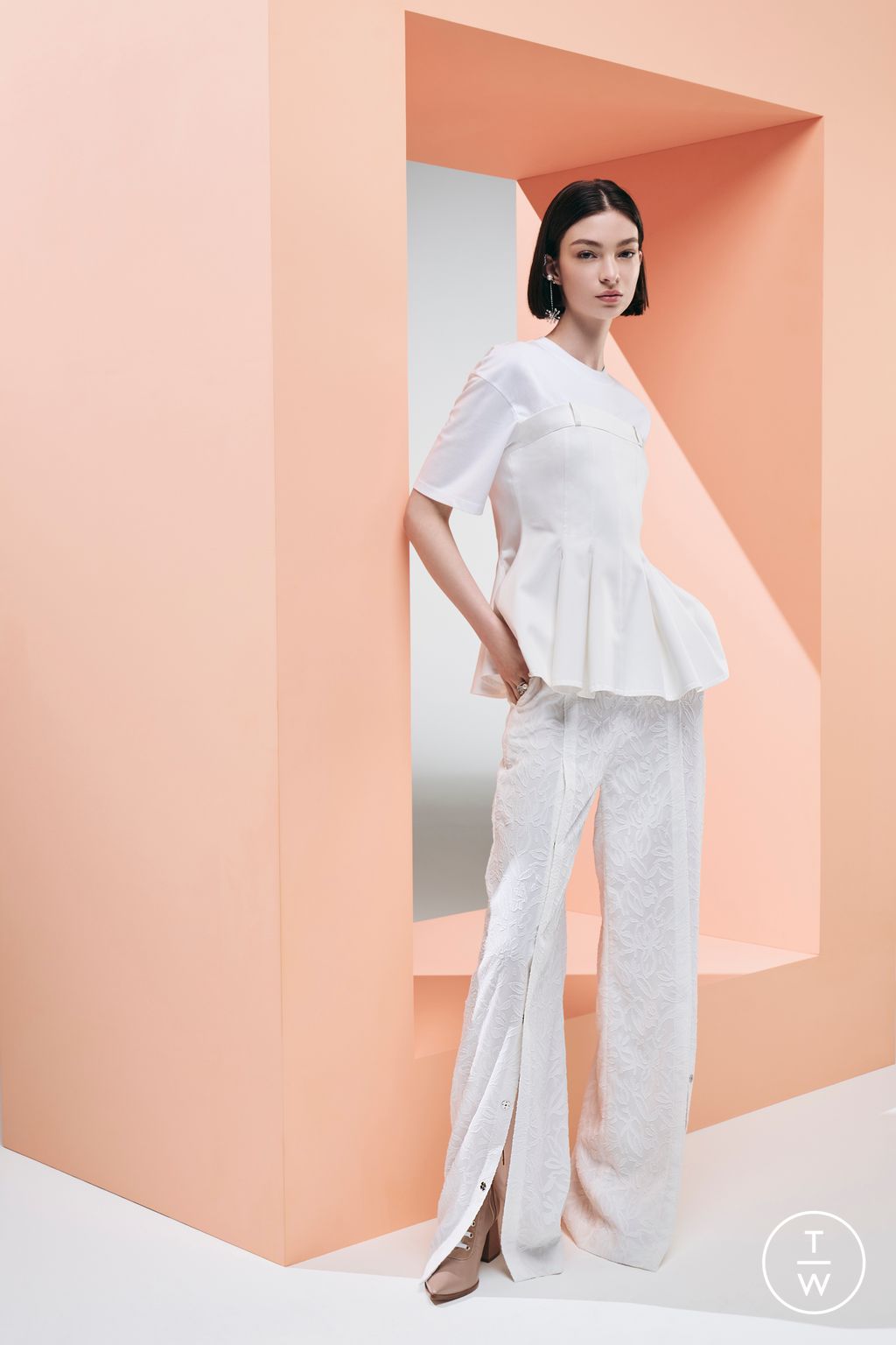 Fashion Week New York Resort 2024 look 4 de la collection Adeam womenswear