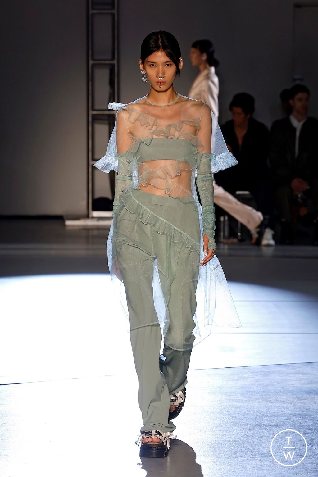 Fashion Week New York Spring/Summer 2024 look 15 from the Adeam collection 女装