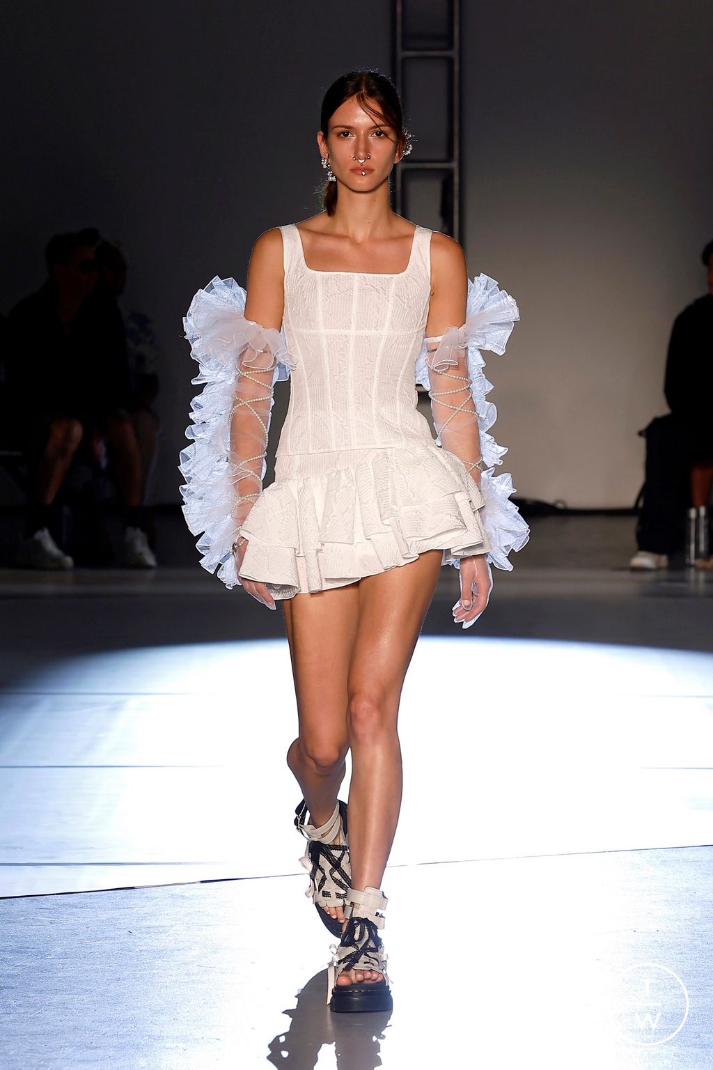Fashion Week New York Spring/Summer 2024 look 20 from the Adeam collection 女装
