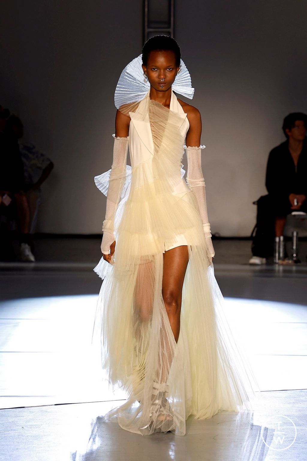 Fashion Week New York Spring/Summer 2024 look 28 from the Adeam collection 女装