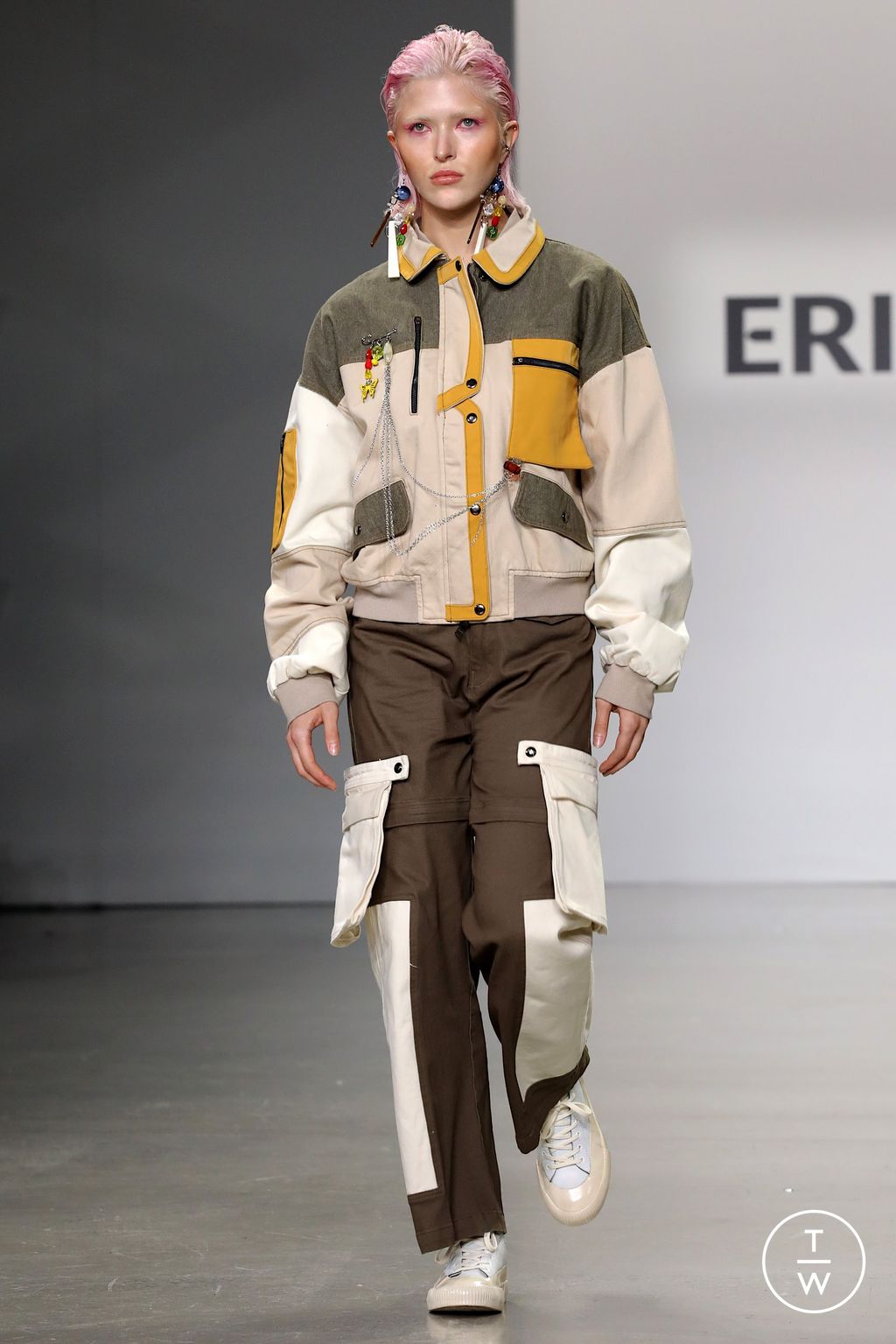 Fashion Week New York Spring/Summer 2023 look 2 de la collection Erigo womenswear