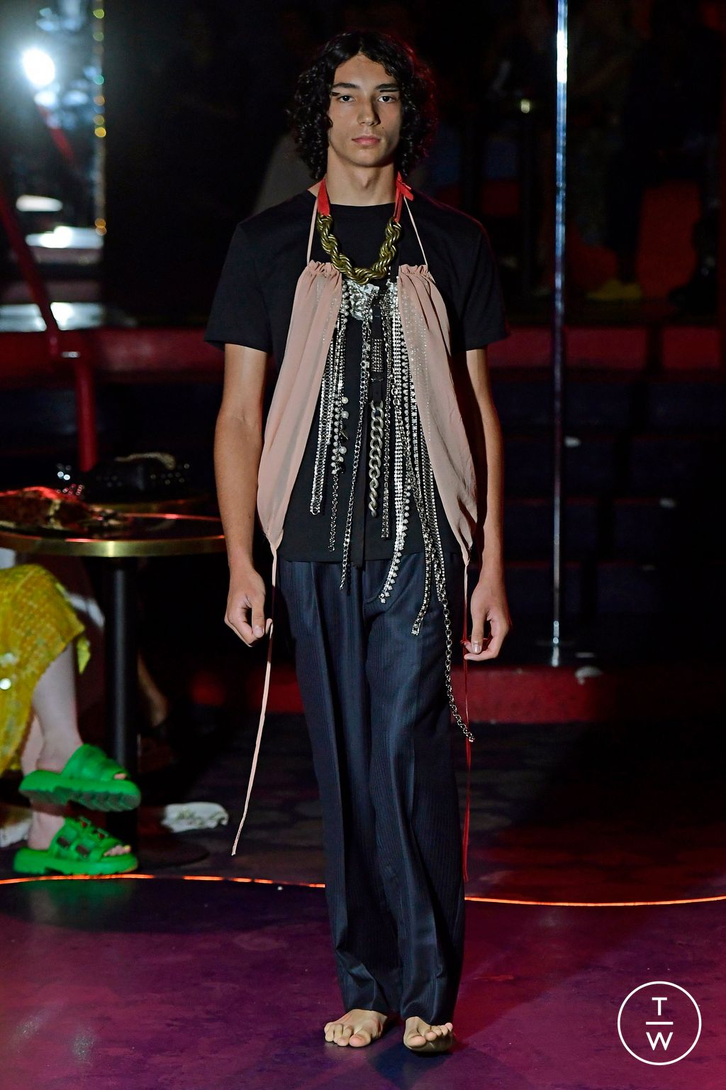 Fashion Week Paris Fall/Winter 2023 look 6 from the Aelis collection couture