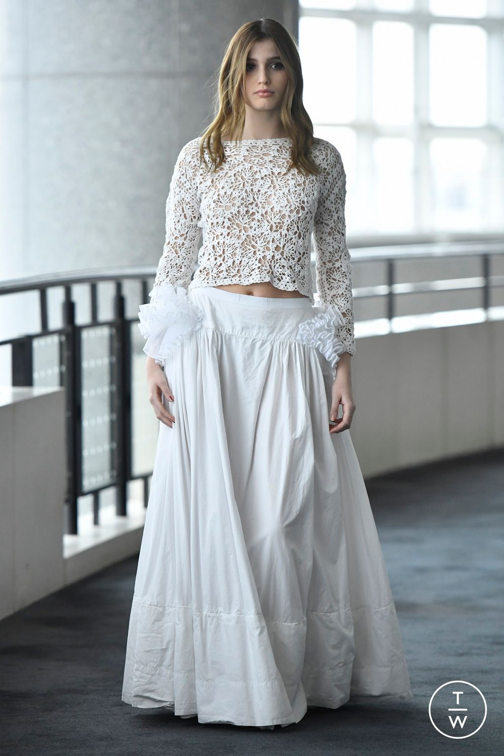 Fashion Week Paris Spring/Summer 2024 look 5 de la collection Aelis couture